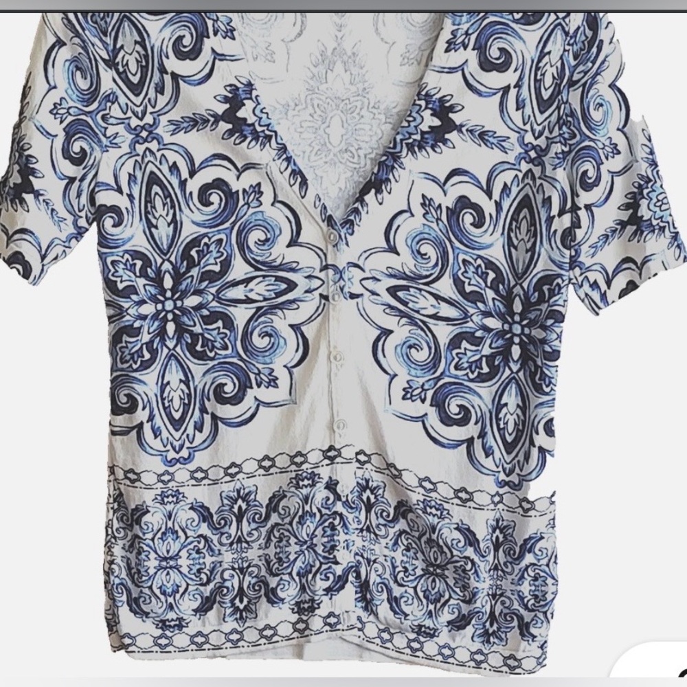 Talbots 3X White Short-Sleeve Button-Front Top with Blue Medallion Print